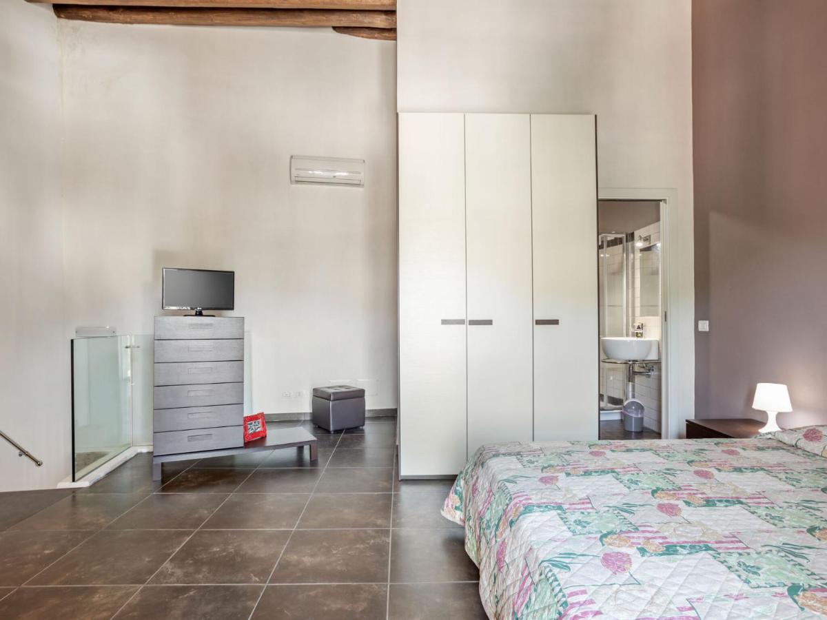 Vintage Holiday Home In Ragusa Ibla With Balcony Luaran gambar